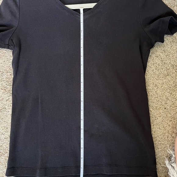 Jones New York Black V-Neck Tee - Picture 5 of 5